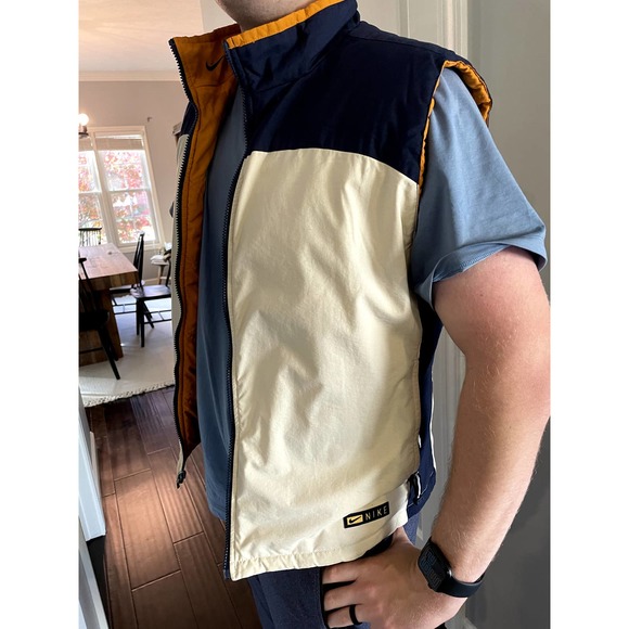 NIKE Vintage Reversible Quilted Vest in White/Orange in Men's Size Medium - Picture 11 of 16
